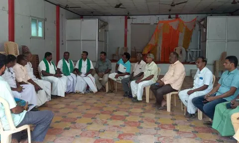 மிச்சாங் புயல் பாதிப்பு: ஏக்கருக்கு ரூ.25 ஆயிரம் நிவாரண தொகை வழங்க விவசாயிகள் கோரிக்கை
