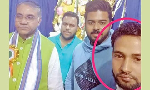 திரிணாமுல் காங்கிரஸ் எம்.எல்.ஏ. தபஸ்ராயுடன் செல்பி புகைப்படம் எடுத்து கொண்ட லலித்ஜா (வட்டமிட்டு காட்டப்பட்டுள்ளவர்).