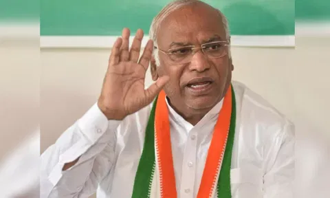 வெள்ளை அறிக்கைக்கு போட்டியாக கருப்பு அறிக்கை