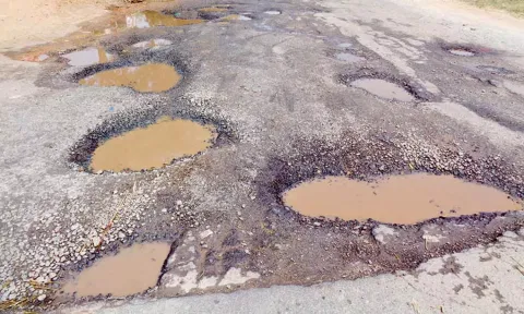 சென்னையில் 4 ஆயிரம் சாலைகள் சீரமைக்கும் பணி தொடங்கியது