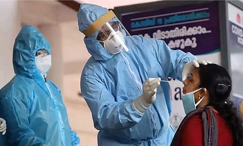 கேரளாவில் அதிகரிக்கும் கொரோனா பாதிப்பு- ஒரே நாளில் 128 பேருக்கு தொற்று உறுதி