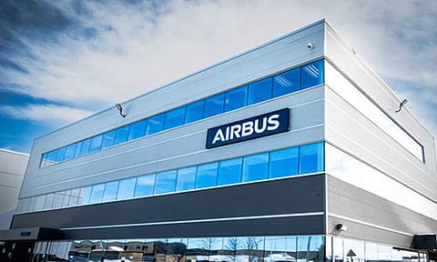 கம்பெனி அளித்த விருந்தில் 700 பேருக்கு கடுமையான வயிற்று வலி