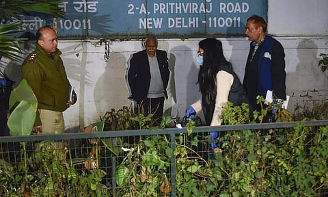 இஸ்ரேல் தூதரகத்தை அலற விட்ட வெடி சத்தம்.. டெல்லியில் பரபரப்பு