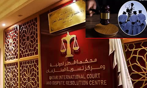 8 கப்பல் படை அதிகாரிகள் தலை தப்பியது