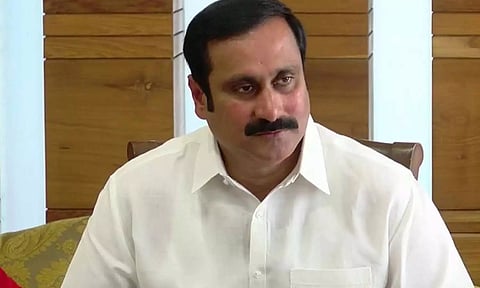 வெள்ளத்தால் பாதிக்கப்பட்ட தென்மாவட்டங்களில் டி.என்.பி.எஸ்.சி. தேர்வை ஒத்தி வைக்க வேண்டும்- அன்புமணி