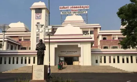மோசடி புகார்: பெரியார் பல்கலைக்கழக பதிவாளர் உட்பட 3 பேரை பிடிக்க தனிப்படை போலீசார் தேடுதல் வேட்டை