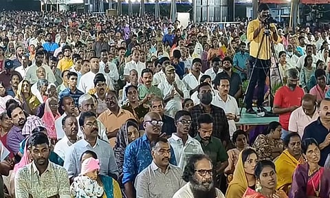 வேளாங்கண்ணி பேராலயத்தில் புத்தாண்டு கொண்டாட்டம், சிறப்பு திருப்பலி