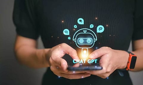 மொபைலில் கூகுளுக்கு டஃப் கொடுக்கும் சாட்-ஜி.பி.டி. - பெரிய சம்பவமா இருக்கும் போலயே..