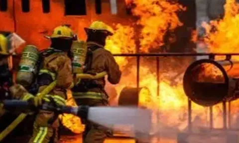 சிப்ஸ் பாக்கெட் - சிதறிய கவனம்: தீக்காயங்களுடன் மருத்துவமனையில் முதியவர்