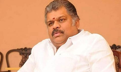 தமிழக அரசு சொத்துக்கான வழிகாட்டி மதிப்பீட்டில்  33 சதவீதம் உயர்த்தியது நியாயம் இல்லை- ஜி.கே.வாசன்