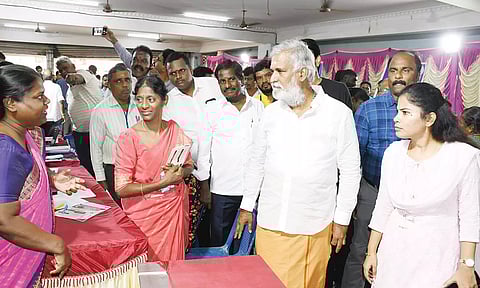 2 ஆயிரம் கோவில்களுக்கு கும்பாபிஷேகம் நடத்தப்படும்-  அமைச்சர் தகவல்