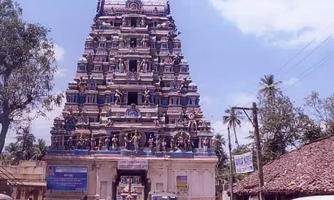 இளவயது திருமண கோலம்
