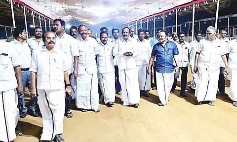 தி.மு.க. இளைஞரணி மாநில மாநாடு பணி மும்முரம்- அமைச்சர் முத்துசாமி ஆய்வு