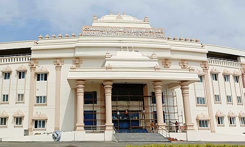 பழமை மாறாத பாரம்பரியம்:'கலைஞர் நூற்றாண்டு ஏறுதழுவுதல் அரங்கம்'- விரைவில் திறந்து வைக்கும் முதலமைச்சர்