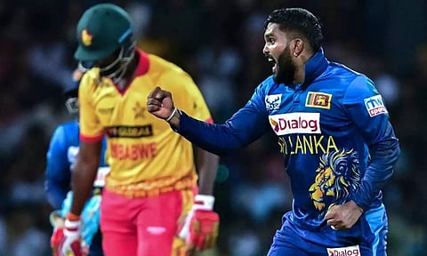 ஹசரங்கா சுழலில் சிக்கிய ஜிம்பாப்வே- 82 ரன்னில் ஆல் அவுட்