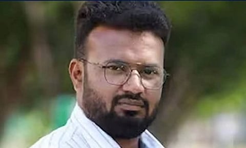 தனியார் தொலைக்காட்சி செய்தியாளர் தாக்குதல்: 2 பேரை கைது செய்த போலீசார்