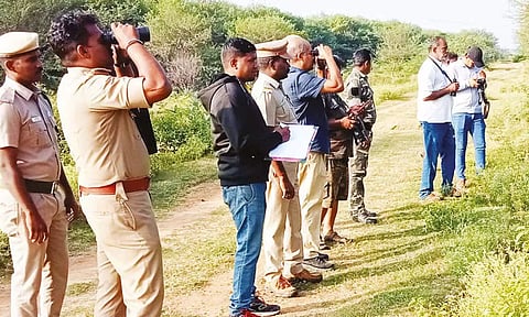 பறவைகள் கணக்கெடுப்பு நடைபெற்ற போது எடுத்த படம்.