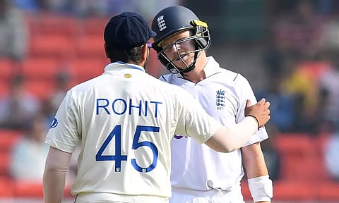 இரட்டை சதத்தை தவறவிட்ட ஒல்லி போப்: இந்தியாவுக்கு 231 ரன்களை இலக்காக நிர்ணயித்தது இங்கிலாந்து