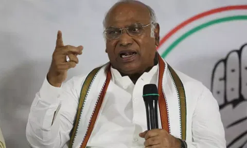 மகா கூட்டணியில் இருந்து நிதிஷ்குமார் விலகுவார் என்பது முன்கூட்டியே தெரியும்- கார்கே சொல்கிறார்