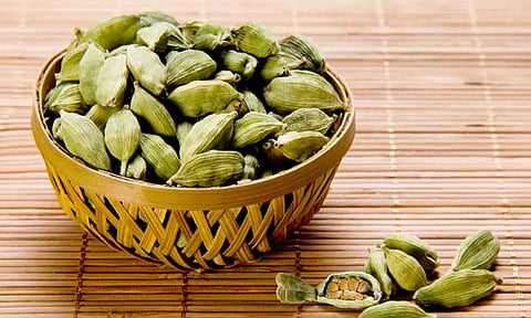 ஏலக்காயின் 5 முக்கியமான ஆரோக்கிய பண்புகள்