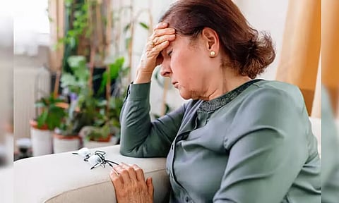 மெனோபாசுக்கு பிறகு தொலைந்துபோன உறக்கம்... சரிசெய்ய வாய்ப்பிருக்கிறதா?