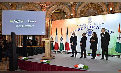 பிரான்சின் ஈபிள் டவரில் அறிமுகமானது யுபிஐ பரிவர்த்தனை