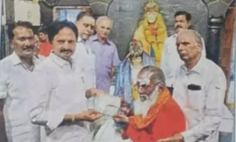சாய்பாபா கோவிலுக்கு ரூ.9.50 லட்சம் நன்கொடை வழங்கிய பிச்சைக்காரர்