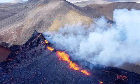 எரிமலை சீற்றத்தால் என்றும் வீடு திரும்ப முடியாத மக்கள்