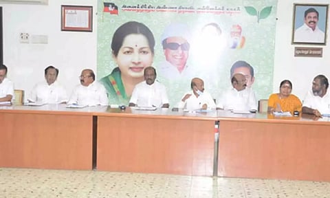 அ.தி.மு.க. தேர்தல் அறிக்கை குழு இன்று மாலை நெல்லை வருகை