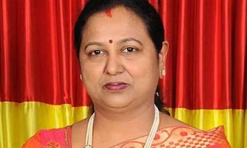 மாவட்ட செயலாளர்களுடன் விரைவில் மீண்டும் ஆலோசனை:  அ.தி.மு.க.வின் அழைப்புக்காக காத்திருக்கும் பிரேமலதா