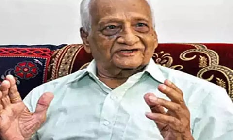 இந்திய டெஸ்ட் கிரிக்கெட்டின் வயதான வீரர் 95-வது வயதில் காலமானார்