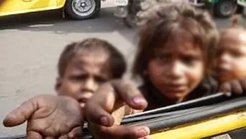 புதுச்சேரி கடற்கரை பகுதிகளில் பிச்சை எடுத்த 15 குழந்தைகள் மீட்பு