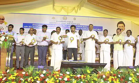 நெல்லை சந்திப்பு பஸ் நிலையத்தை அமைச்சர் உதயநிதி திறந்து வைத்தார்- பொதுமக்கள், வியாபாரிகள் மகிழ்ச்சி