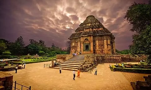 பிரமாண்ட சூரிய கோவில்