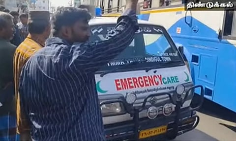 திண்டுக்கல்லில் பயங்கரம்- கவுன்சிலரின் தந்தை ஓட ஓட வெட்டிக் கொலை