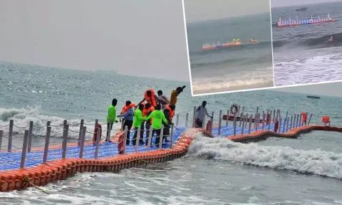 விசாகப்பட்டினம் கடலில் மிதக்கும் பாலம்: திறந்த சில மணி நேரத்தில் இடிந்தது