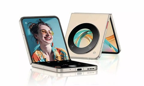 நுபியாவின் முதல் ஃப்ளிப் போன் அறிமுகம் - என்ன பிராசஸர், என்ன விலை?