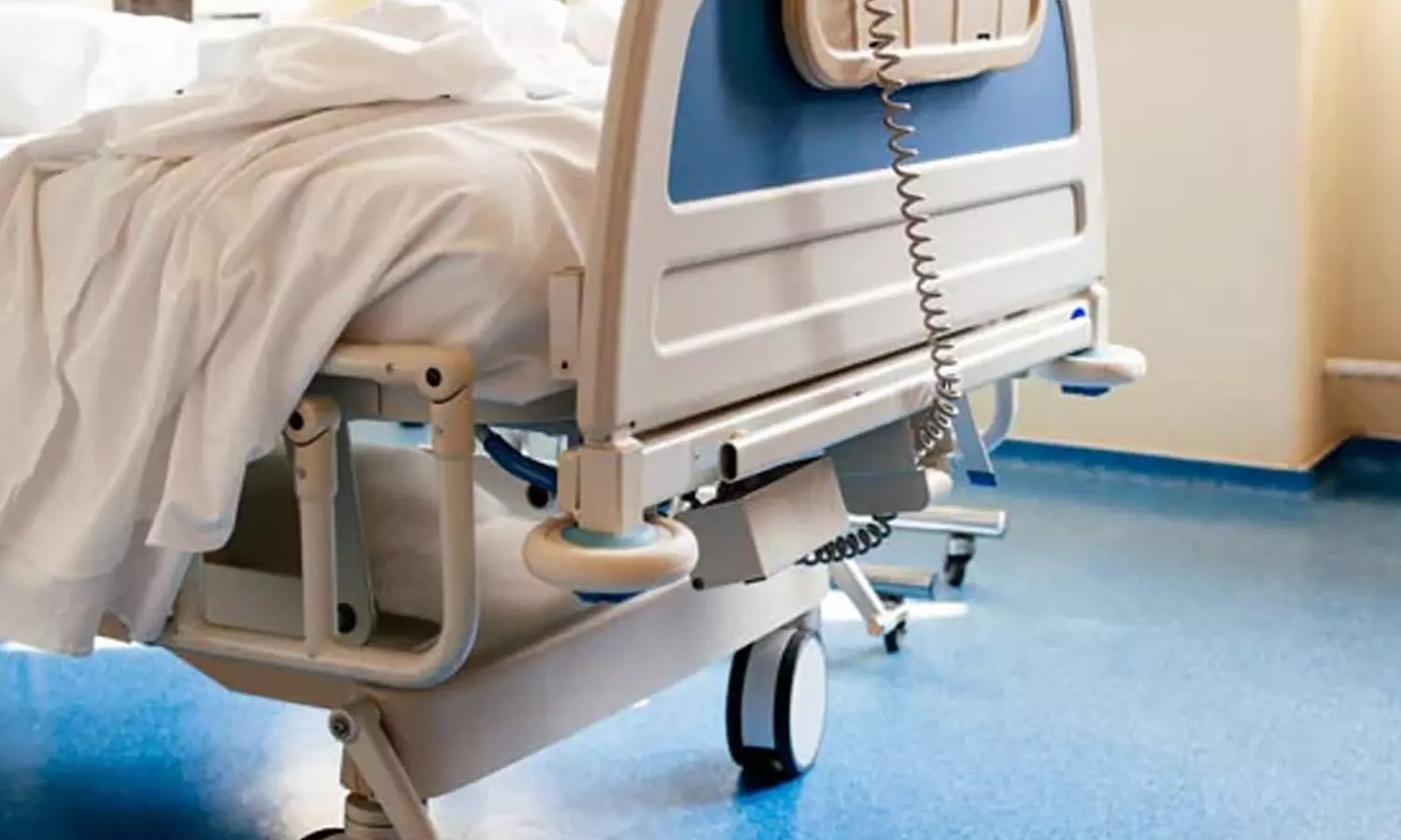 மருத்துவமனையில் பெண் நோயாளிக்கு மயக்க மருந்து கொடுத்து கற்பழிப்பு- ஆஸ்பத்திரி ஊழியர் கைது