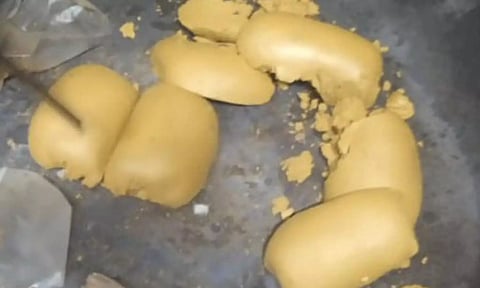 திருச்சி விமான நிலையத்தில் ரூ.66.68 லட்சம் மதிப்பிலான 1 கிலோ கடத்தல் தங்கம் பறிமுதல்