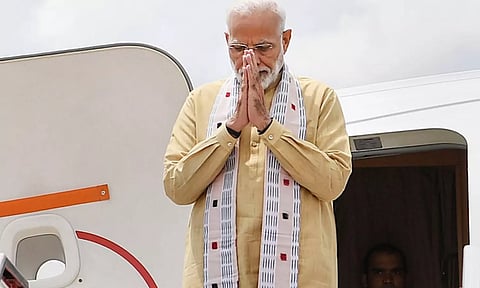 சென்னை வந்தடைந்தார் பிரதமர் மோடி- விமான நிலையத்தில் உற்சாக வரவேற்பு