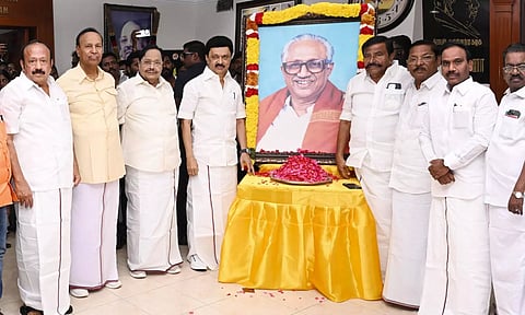 இளைஞர்களுக்கு எடுத்துக்காட்டாய் வாழ்ந்தவர் பேராசிரியர் அன்பழகன்- மு.க.ஸ்டாலின்