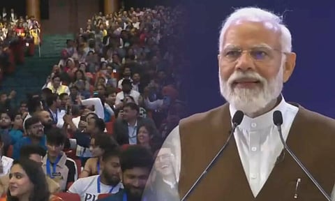 மாணவர்களுடன் கலந்துரையாடுவதை பலர் கேலி செய்கிறார்கள்- பிரதமர் மோடி வேதனை