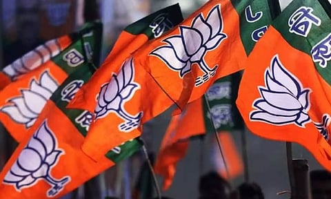 வெளிமாநில தொழிலாளர் ஓட்டுக்களை குறி வைக்கும் பா.ஜ.க.வினர்