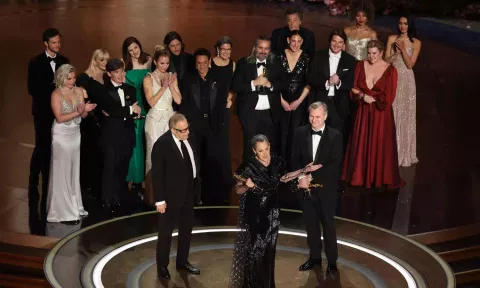 சிறந்த இயக்குநர் விருது வென்ற கிறிஸ்டோபர் நோலன்&nbsp;