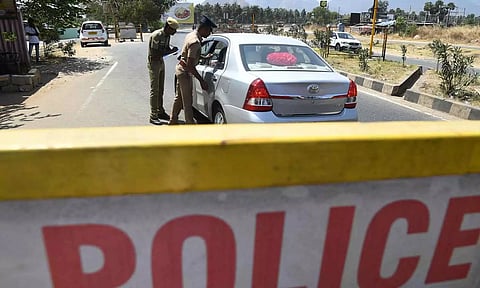 10 இடங்களில் சோதனைசாவடிகள்: சோதனைகளை தீவிரப்படுத்த போலீசாருக்கு உத்தரவு