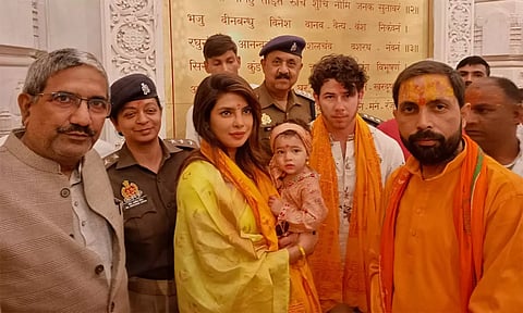 அயோத்தி ராமஜென்ம பூமியில் சாமிதரிசனம் செய்தார் பிரியங்கா சோப்ரா