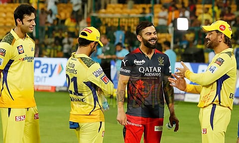 கைகளை சுழற்ற தெரிந்தா போதும்.. யாரையும் மேட்ச் வின்னர் ஆக்கிடுவார்.. டோனிக்கு ஸ்ரீசாந்த் புகழாரம்