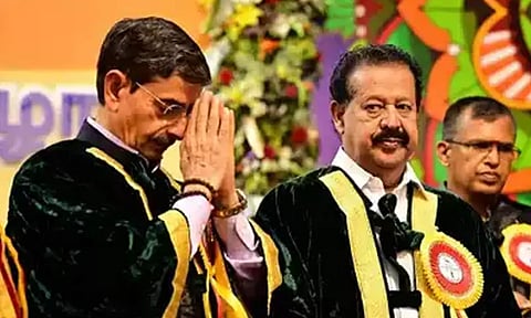 உச்சநீதிமன்றம் உத்தரவு எதிரொலி- முன்னாள் அமைச்சர் பொன்முடி இன்று பதவியேற்பு ?