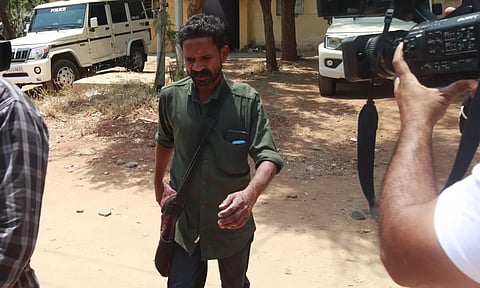 சிபிசிஐடி விசாரணைக்கு ஆஜராக வந்த சந்தோஷ்சாமி