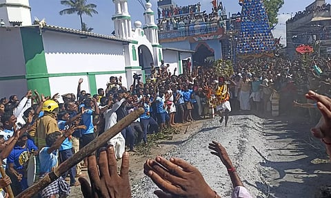 தாளவாடி மாரியம்மன் கோவில் குண்டம் விழா